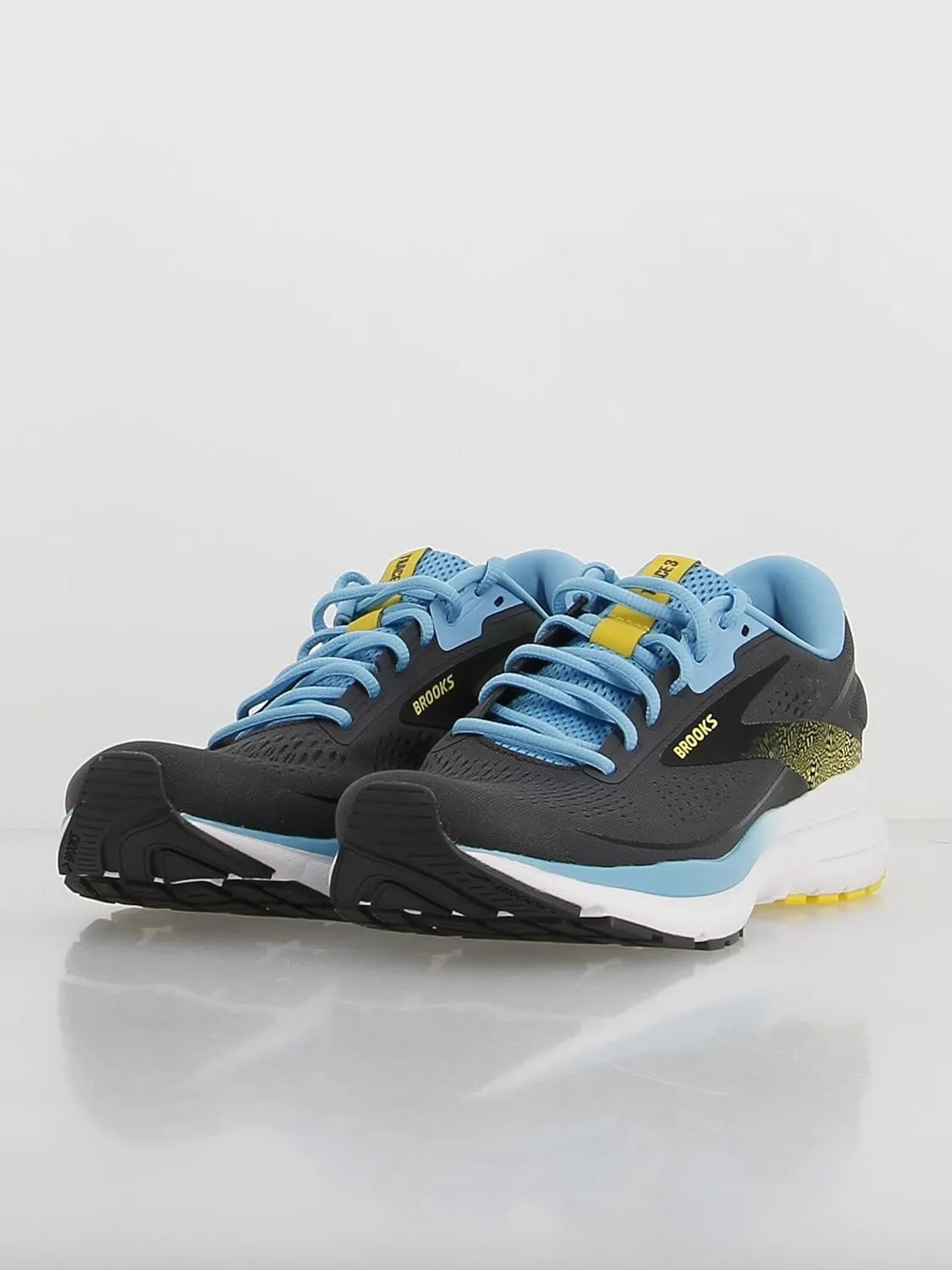 Brooks Mens Trace 3 Neutral Running Shoe
